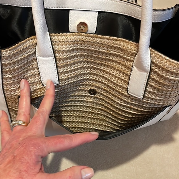 DUNE LONDON woven straw and white  faux leather tote bag - Picture 5 of 16
